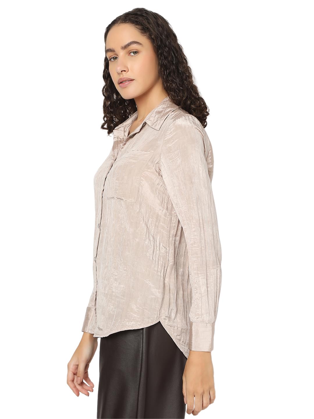Women's Solid Regular Fit Shirt - Image 3
